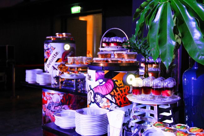 รับจัดเลี้ยง